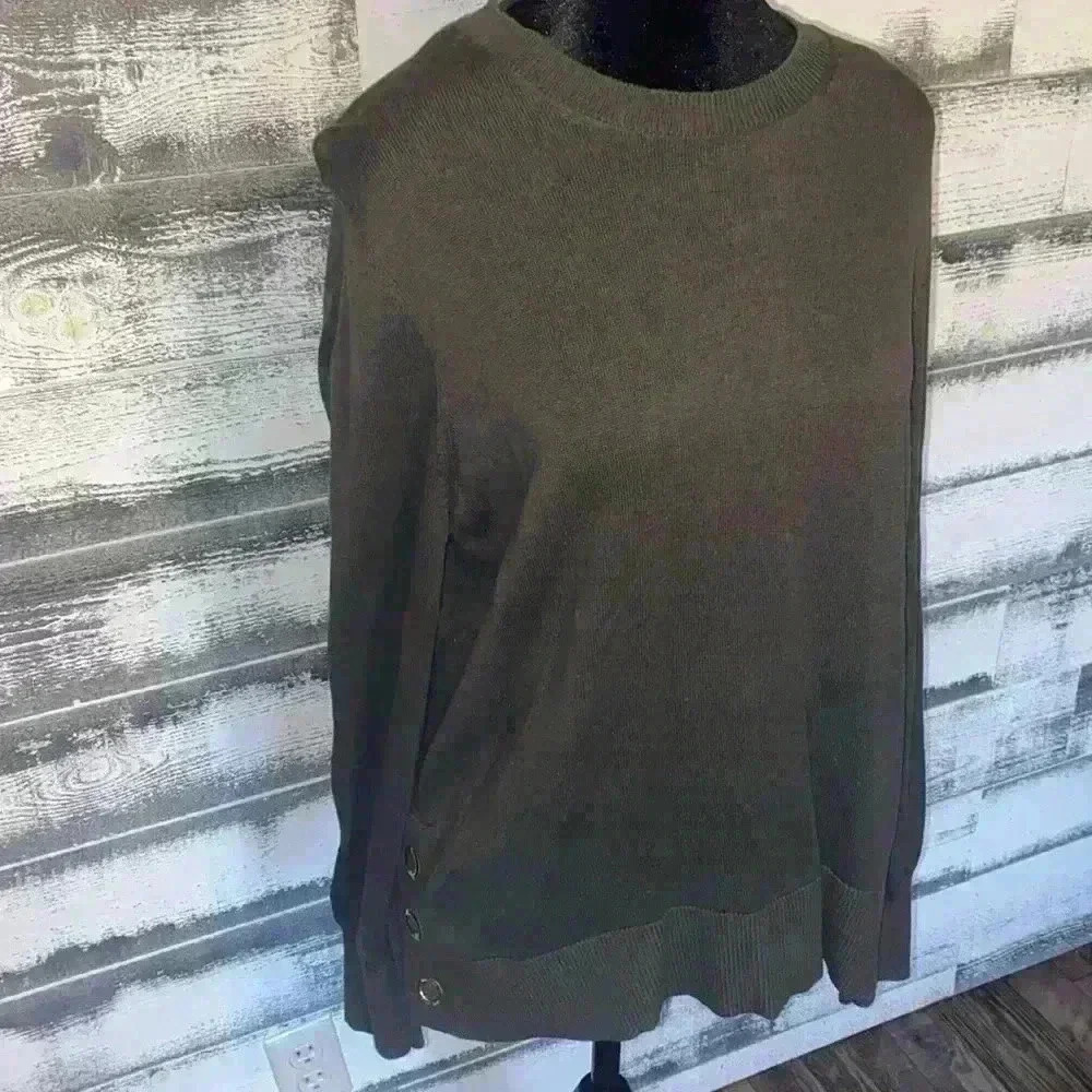 Michael Kors Green Blouse with Gold Buttons size XL